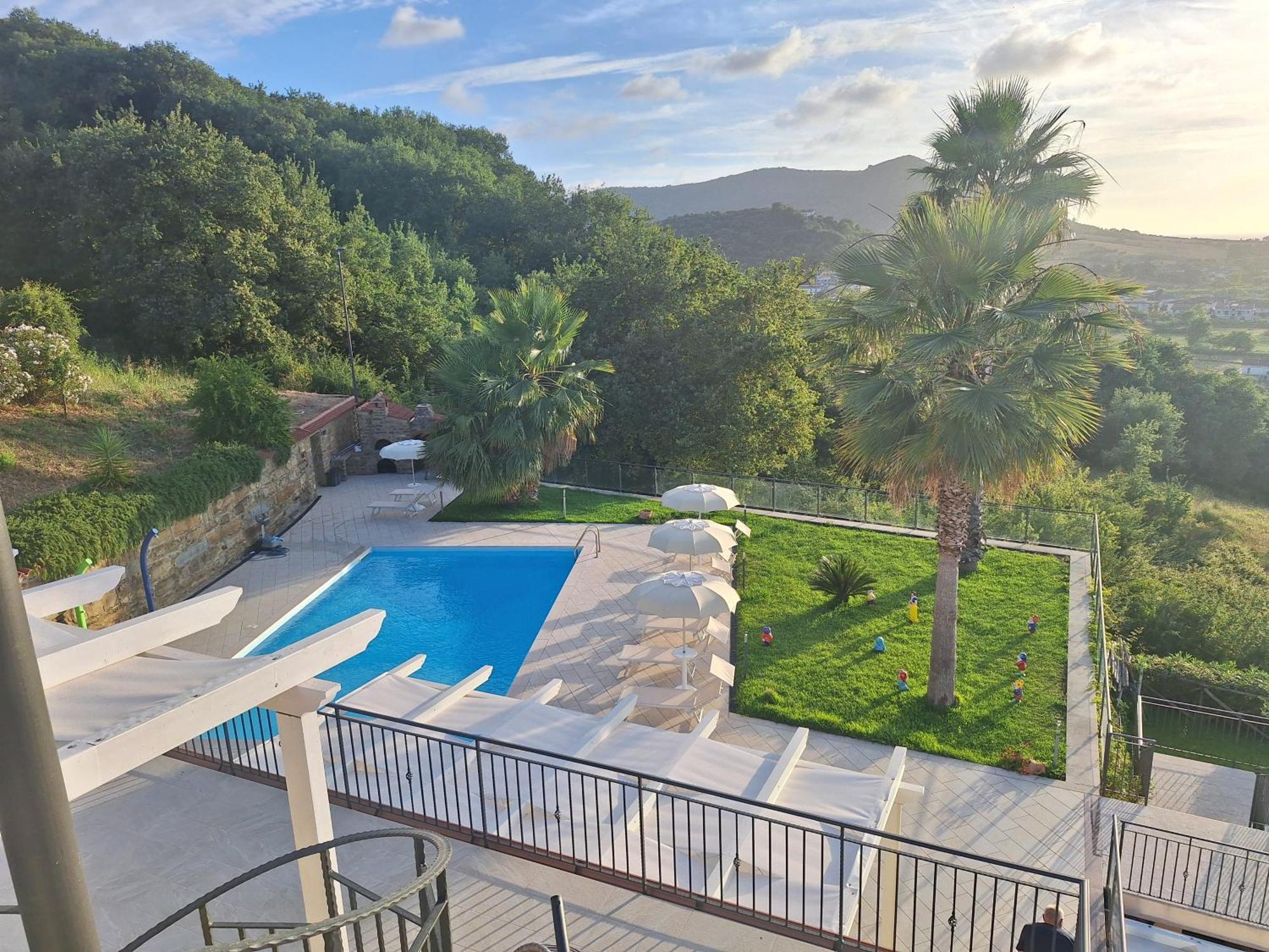 Country House Marj & Jo Resort อากรอโปลี ภายนอก รูปภาพ