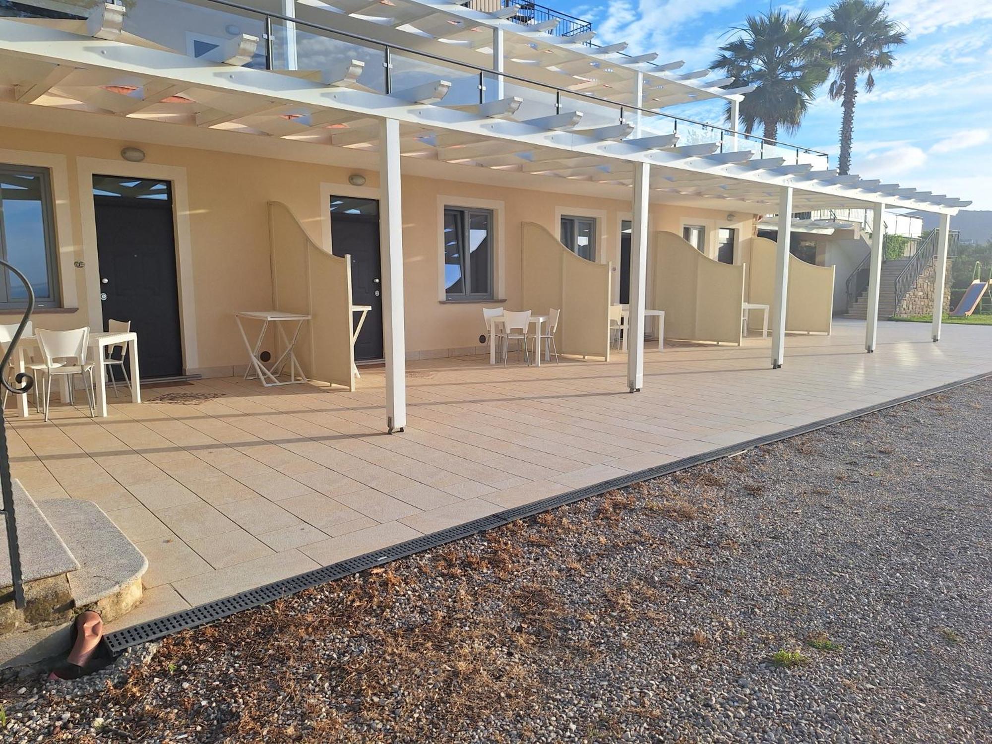 Country House Marj & Jo Resort อากรอโปลี ภายนอก รูปภาพ